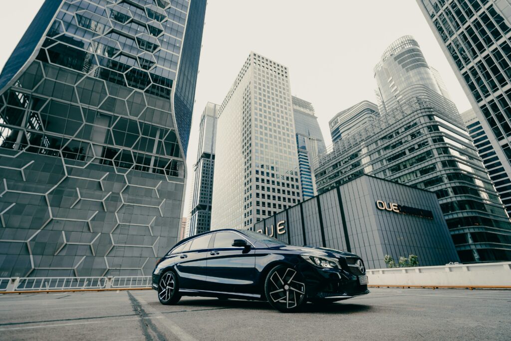 Automobil als illustratives Themenmotiv für Leasify